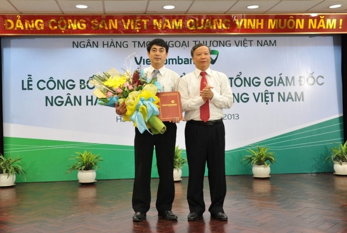 Ông Nghiêm Xuân Thành - thành viên Hội đồng quản trị Vietcombank nhận quyết định giữ chức Tổng giám đốc Ngân hàng TMCP Ngoại thương Việt Nam