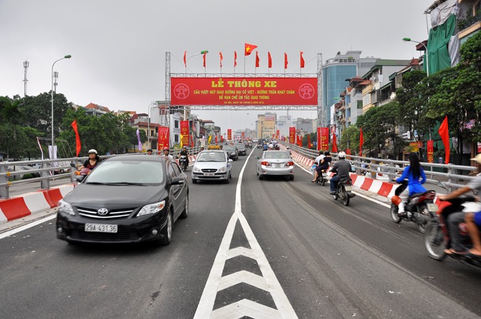 Những tuyến đường trên cao, cầu vượt qua các ngã tư mang lại hiệu quả lớn về kinh tế - xã hội