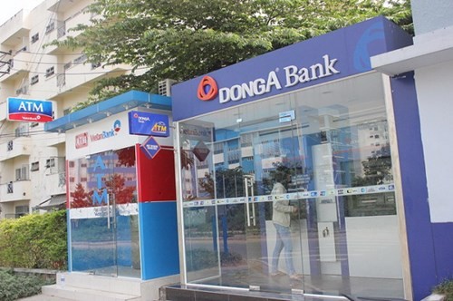 Chủ tịch HĐQT DongA Bank khẳng định ngân hàng này vẫn đang phát triển bình thường.