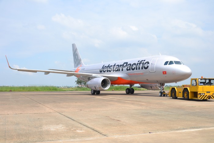 Máy bay của hãng Jetstar Pacific - Ảnh nguồn: Tuổi trẻ