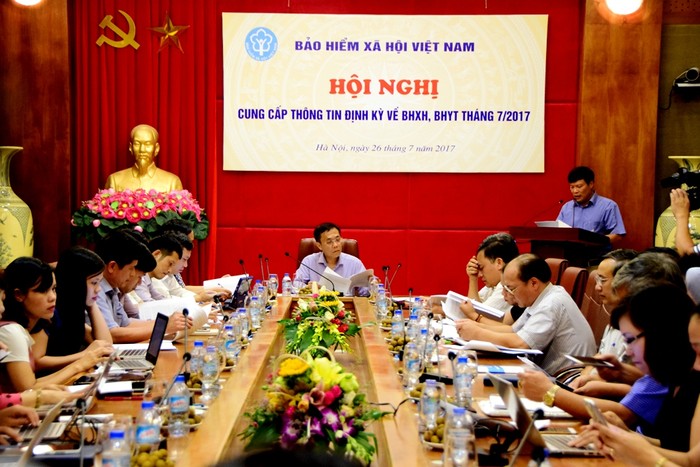 Hội nghị cung cấp thông tin định kỳ về bảo hiểm xã hội, bảo hiểm y tế tháng 7/2017 - ảnh Hoàng Lực.