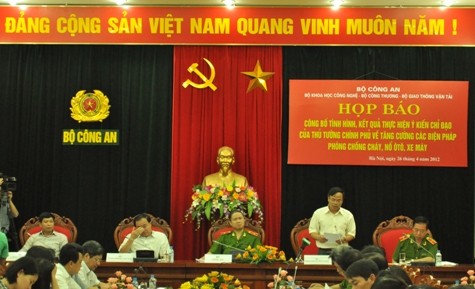 Quang cảnh buổi họp báo