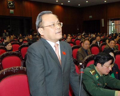 Ông Lê Văn Cuông, nguyên đại biểu Quốc hội, từng nhiều lần chất vấn về nạn chạy chức, chạy quyền. Ảnh: TTXVN