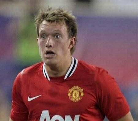 Phil Jones - một chiến binh thực thụ trên sân cỏ.