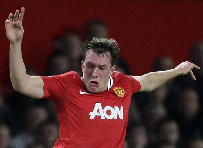 Phil Jones - một chiến binh thực thụ trên sân cỏ.