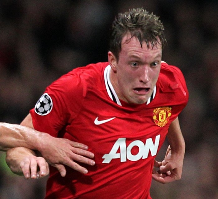 Phil Jones - một chiến binh thực thụ trên sân cỏ.