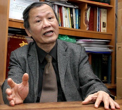 TS Nguyễn Văn Hùng