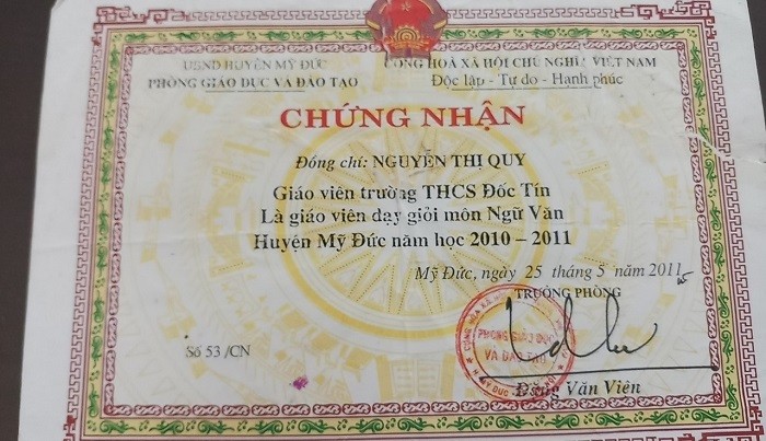 Nhiều giáo viên hợp đồng có năng lực chuyên môn và thành tích cao nhưng không thể vào biên chế (Ảnh: Vũ Ninh)