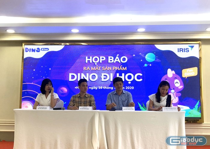 Ứng dụng Dino đi học kỳ vọng sẽ đi tiên phong giúp ích cho giáo dục gia đình và nhà trường (Ảnh:Nhật Minh)