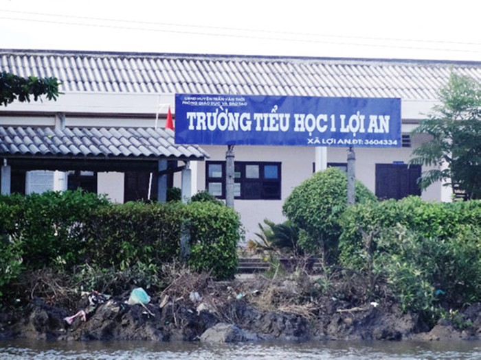 Trường tiểu học 1 Lợi An .