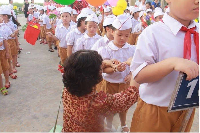  Bộ trưởng Phạm Vũ Luận dự lễ khai giảng...không diễn văn ảnh 2