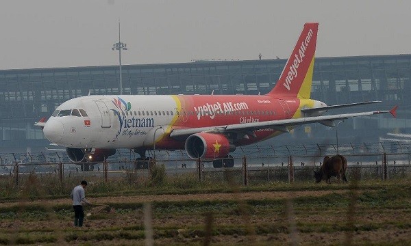 Forbes: Vietjet sẽ dẫn đầu thị trường hàng không nội địa trong năm nay ảnh 1