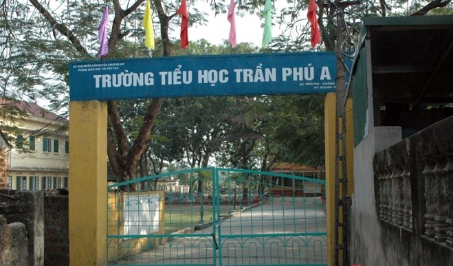 Trường Tiểu học Trần Phú A (huyện Chương Mỹ, Hà Nội) - nơi em học sinh lớp 3 nghi bị xâm hại vùng kín khi đi vệ sinh ở trường khiến dư luận xót xa. (Ảnh: Báo Infonet)