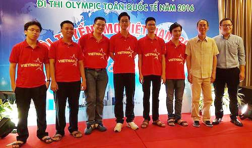 Kỳ thi chọn đội tuyển quốc gia dự thi Olympic quốc tế năm 2017 đã có 135 học sinh lớp 12 tham gia dự thi (Ảnh: vov.vn)