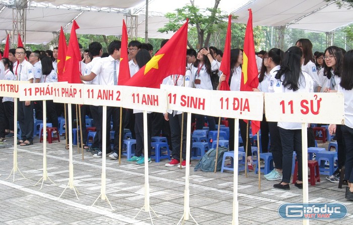 Chương trình giáo dục phổ thông tổng thể nêu lên 5 phẩm chất, 10 năng lực chủ yếu cần hình thành, phát triển ở học sinh (Ảnh: Thùy Linh)