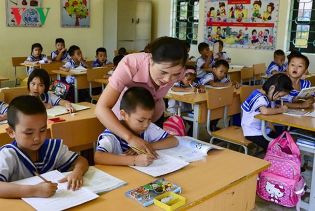 Trong thực tế, chỉ có số ít cơ sở giáo dục ngoài công lập được Nhà nước hỗ trợ về đất đai, tín dụng hoặc được doanh nghiệp đầu tư để xây dựng “thương hiệu” về chất lượng (Ảnh minh họa: VOV)