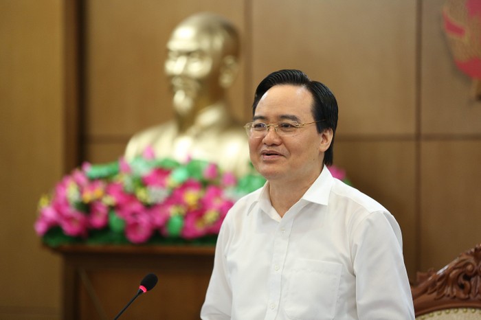 Bộ trưởng Phùng Xuân Nhạ (Ảnh: moet.gov.vn)