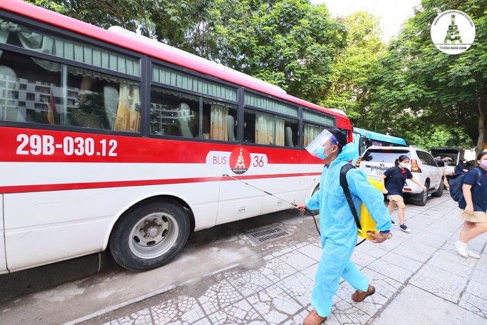 Xe bus trường Marie Curie, Hà Nội (ảnh: Marie Curie)