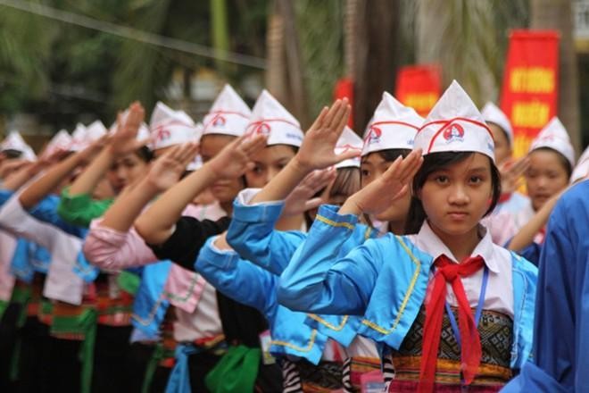 Các em học sinh trường Phổ thông Dân tộc nội trú Hà Nội (xã Ba Trại, huyện Ba Vì, Hà Nội) (ảnh: Báo An ninh thủ đô)