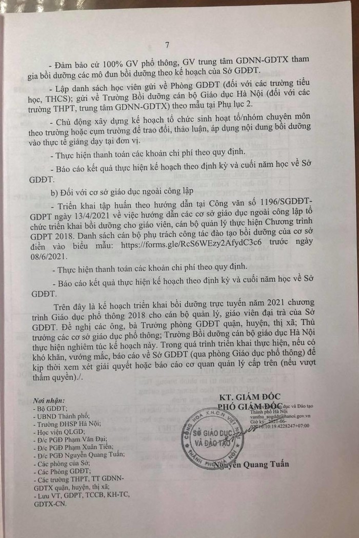 Ngày 2/6/2021, Sở Giáo dục và Đào tạo Hà Nội ban hành kế hoạch triển khai bồi dưỡng trực tuyến cho giáo viên, cán bộ quản lý đại trà năm 2021 thực hiện Chương trình giáo dục phổ thông 2018 (ảnh: T.L)