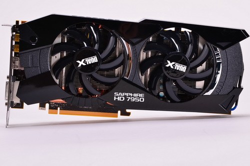 Sapphire HD 7950 OC 950MHz Edition có kích thước 275x42x115mm và nặng khoảng 780g. Hệ thống tản nhiệt ứng dụng công nghệ Dual-X đặc trưng của hãng kết hợp cùng 2 quạt làm mát loại 80mm đảm bảo khả năng tản nhiệt hiệu quả cũng như giảm thiểu tiếng ồn phát sinh khi hoạt động.