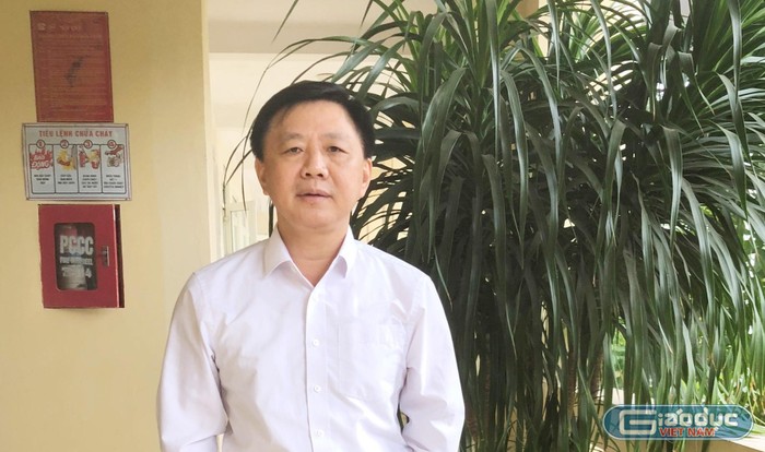 Thầy Nguyễn Trọng Hoàn - Chánh Văn phòng Sở Giáo dục và Đào tạo Nghệ An. Ảnh: Trung Dũng