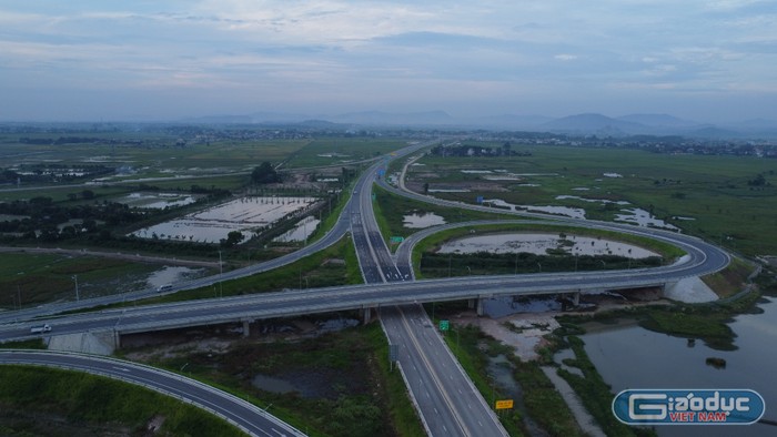 Điểm đầu của dự án cao tốc đoạn Quốc lộ 45 - Nghi Sơn nằm trên địa phận tỉnh Thanh Hoá kết nối với dự án cao tốc đoạn Quốc lộ 45 - Mai Sơn hiện hữu. Ảnh: Trung Dũng