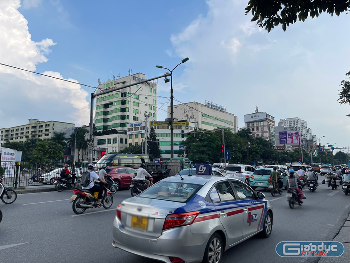 Thành phố Hồ Chí Minh và Hà Nội là hai địa phương có số lượng phương tiện tiện bị thu hồi phù hiệu do lỗi vi phạm tốc độ nhất nhì cả nước. Ảnh minh họa: T.D