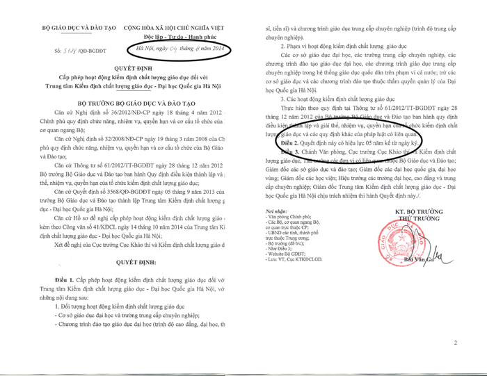 Giấy phép hoạt động kiểm định chất lượng giáo dục của Trung tâm Kiểm định chất lượng giáo dục - Đại học Quốc gia Hà Nội được công khai trên website của trung tâm có ngày ký vào 4/11/2014, đã hết hiệu lực theo quy định. Ảnh chụp màn hình