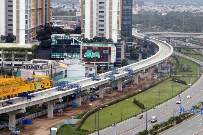 Bộ Giao thông vận tải chịu trách nhiệm về kết quả thẩm định các nội dung liên quan đến kinh tế kỹ thuật và tổng mức đầu tư điều chỉnh (ảnh minh họa - nguồn chinhphu.vn).