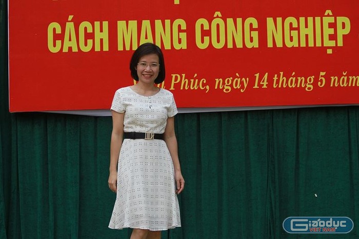 Cô giáo Bùi Thị Hoàng Yến cho rằng: “Nhiều học sinh nhìn vào đề thi ngữ văn đã vội chùn bước và không muốn học nữa. Bởi, cái ngưỡng yêu cầu đề thi quá lớn”. (Ảnh: Trinh Phúc)