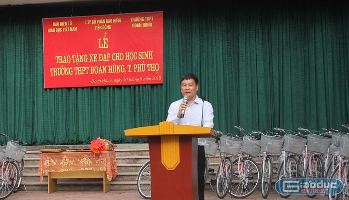 Ông Nguyễn Tiến Bình phát biểu tại buổi lễ (ảnh Trinh Phúc).