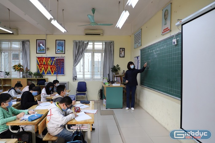 Trường Tiểu học Đoàn Thị Điểm vẫn tổ chức dạy học bình thường (ảnh ĐTĐ).