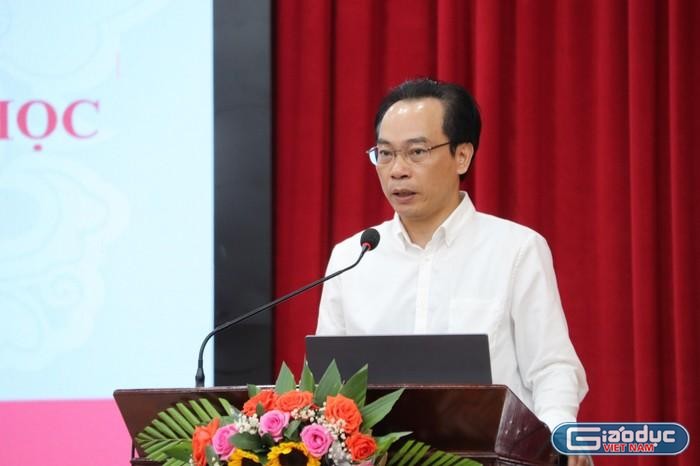Thứ trưởng Hoàng Minh Sơn phát biểu tại hội thảo. Ảnh: giaoduc.net.vn
