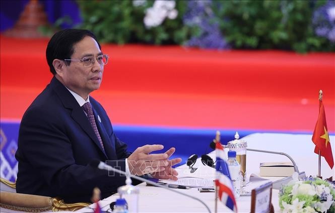 Thủ tướng Phạm Minh Chính phát biểu tại Hội nghị Cấp cao ASEAN - Đông Á (EAS) lần thứ 17. Ảnh: Dương Giang/TTXVN