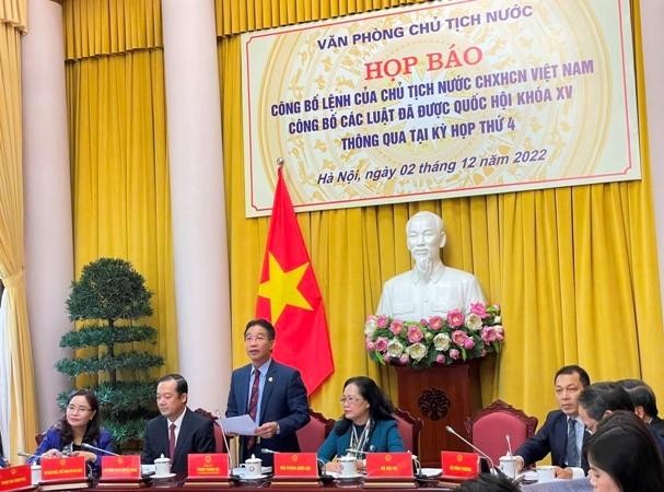 Phó Chủ nhiệm Văn phòng Chủ tịch nước Phạm Thanh Hà chủ trì họp báo. Ảnh: TH.