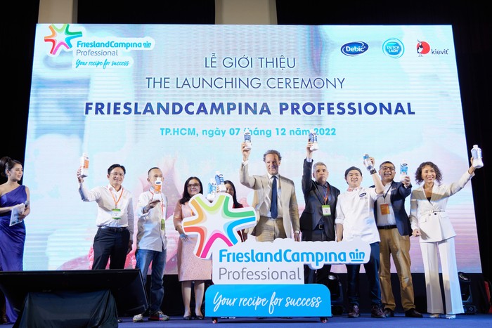 FrieslandCampina Professional chính thức có mặt tại Việt Nam, tự hào nuôi dưỡng đam mê của những chuyên gia ẩm thực và thúc đẩy sự sáng tạo của họ từ nguồn nguyên liệu chất lượng nhất.