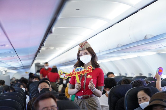 Vietjet đang có nhiều chương trình hấp dẫn về giá vé cho các chuyến bay nội địa và bay quốc tế trong mùa cuối năm