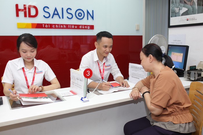 HDBank sẽ đồng hành HD SAISON gấp rút triển khai gói vay ưu đãi lãi suất tốt nhất thị trường này đến các người lao động trên toàn quốc.