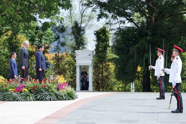 Chuyến thăm diễn ra trong bối cảnh quan hệ Đối tác Chiến lược Việt Nam-Singapore đang phát triển mạnh mẽ - Ảnh: VGP/Nhật Bắc