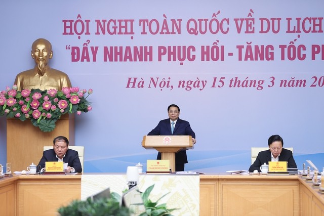 Thủ tướng đề nghị các đại biểu &quot;hiến kế&quot; phát triển du lịch - Ảnh VGP/Nhật Bắc