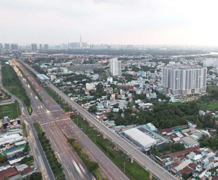 Tuyến Metro số 1 đã hoàn thiện khoảng 94%, góp phần thay đổi bộ mặt hạ tầng Thành phố Thủ Đức