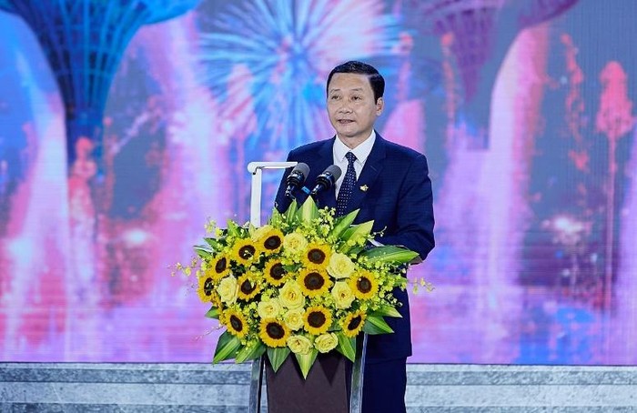 Ông Đỗ Minh Tuấn, Chủ tịch Ủy ban nhân dân tỉnh Thanh Hóa