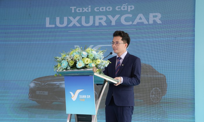 Ông Nguyễn Văn Thanh - Tổng giám đốc Công ty GSM giới thiệu về dịch vụ Taxi Xanh SM sẽ chính thức triển khai tại Thành phố Hồ Chí Minh từ ngày 30/4/2023.