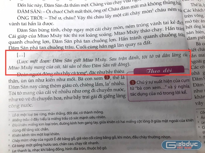 Bài &quot;Đăm Săn chiến thắng Mtao Mxây&quot; (trang 40) đã cắt bỏ nội dung rùng rợn. (Ảnh: Hương Ly)