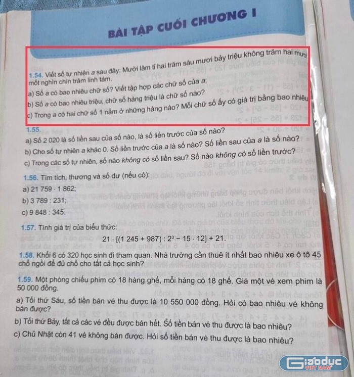 Bài 1.54 sách giáo khoa Toán 6 in tại Cà Mau. (Ảnh: Hồ Đông)