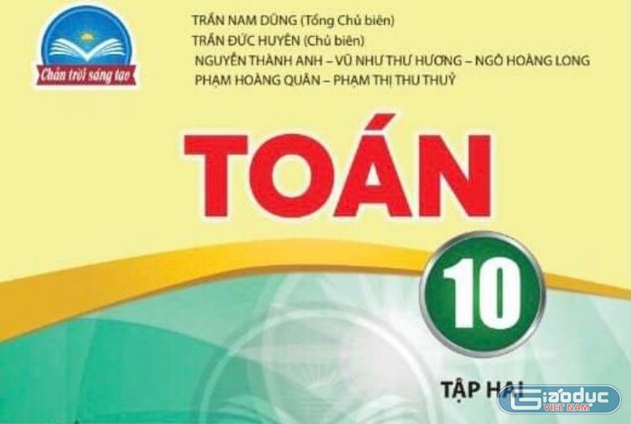 Sách giáo khoa Toán 10 - Chân trời sáng tạo. (Ảnh: Cao Nguyên)