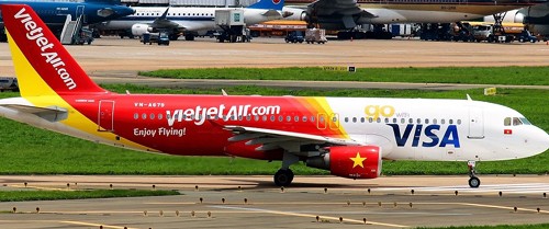 Mang hình ảnh hệ thống thẻ toàn cầu Visa. Ảnh: Vietjet