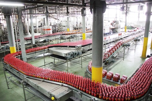 Một dây chuyền sản xuất Dr Thanh tại nhà máy sản xuất Tân Hiệp Phát (ảnh: THP)