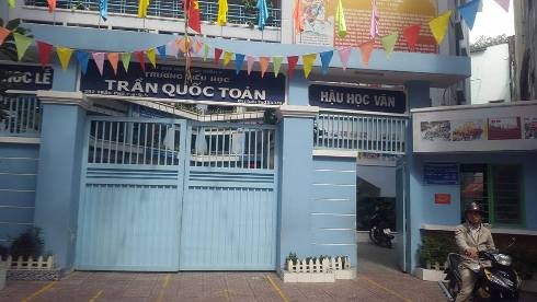 Trường tiểu học Trần Quốc Toản phải chấm dứt các lớp phụ đạo sai quy định từ 1/11 (ảnh: P.L)